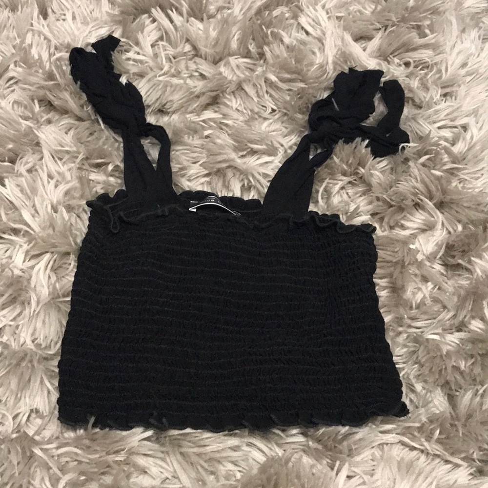 Black ruched crop top